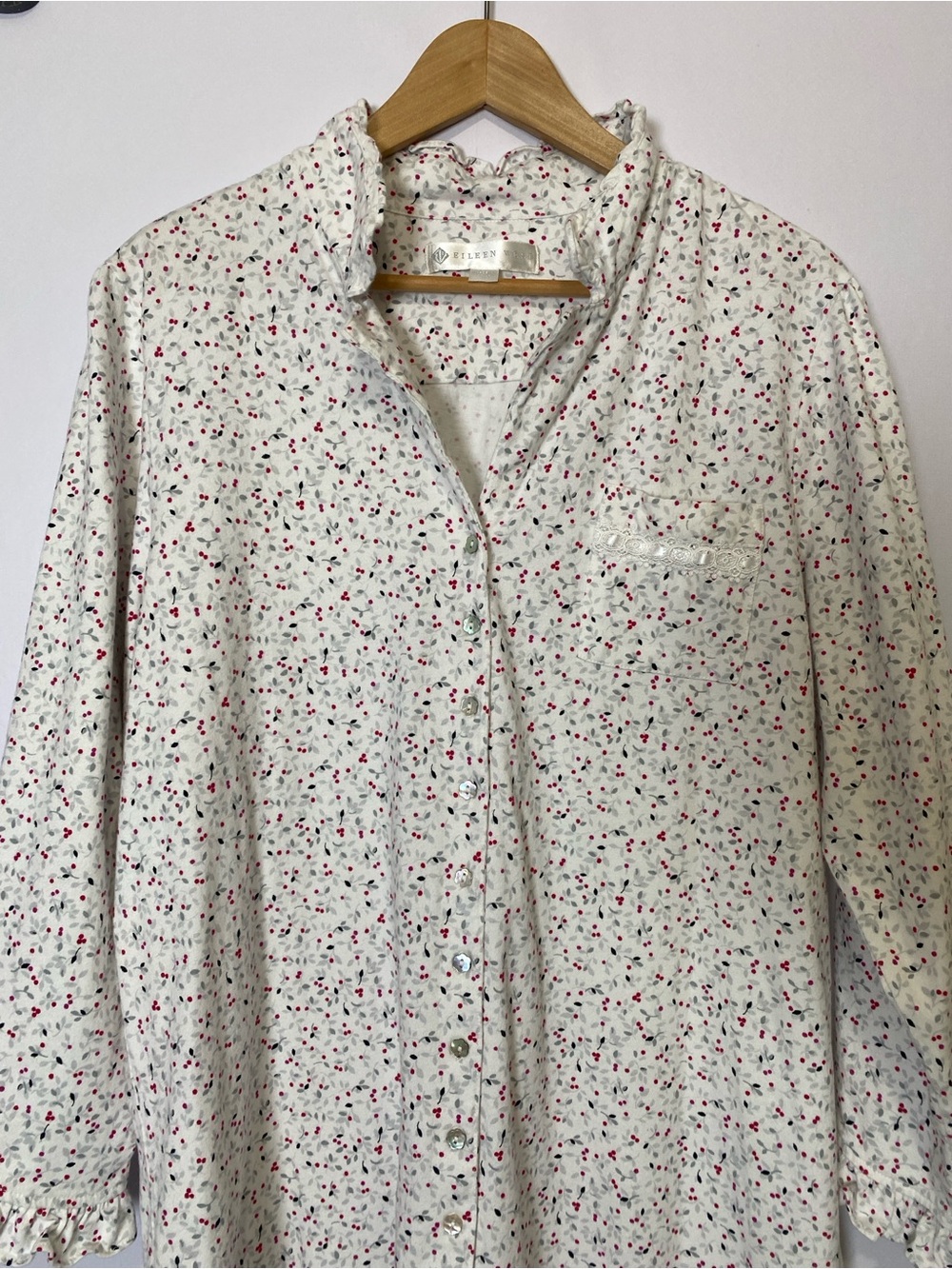 Eileen West Cream Floral Button-Front Nightshirt - Picture 2 of 9